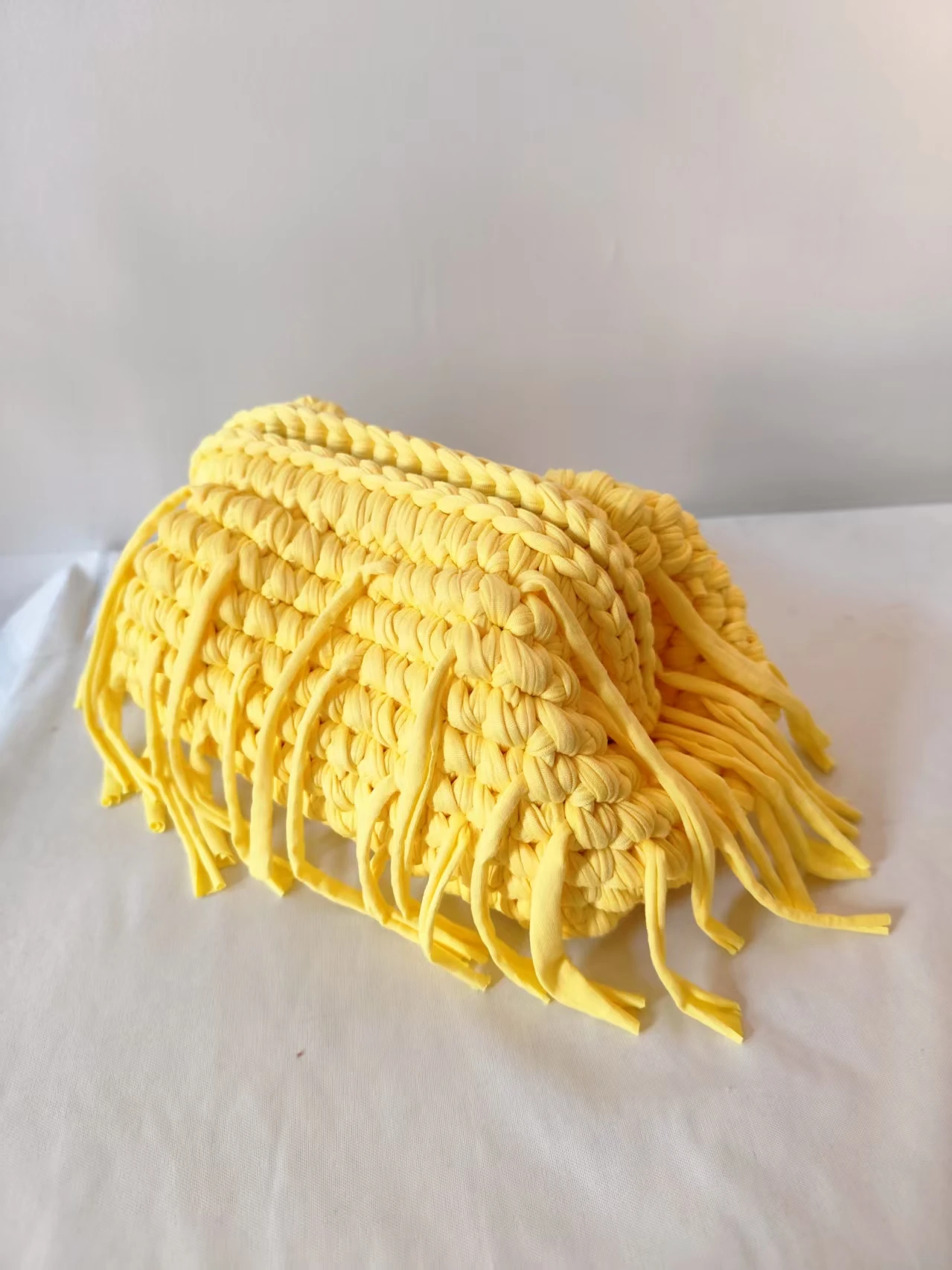  Yiwu Yingzi Handmade Woven Fringe Bag Bright Yellow Crossbody & Top-Handle Purse for Women