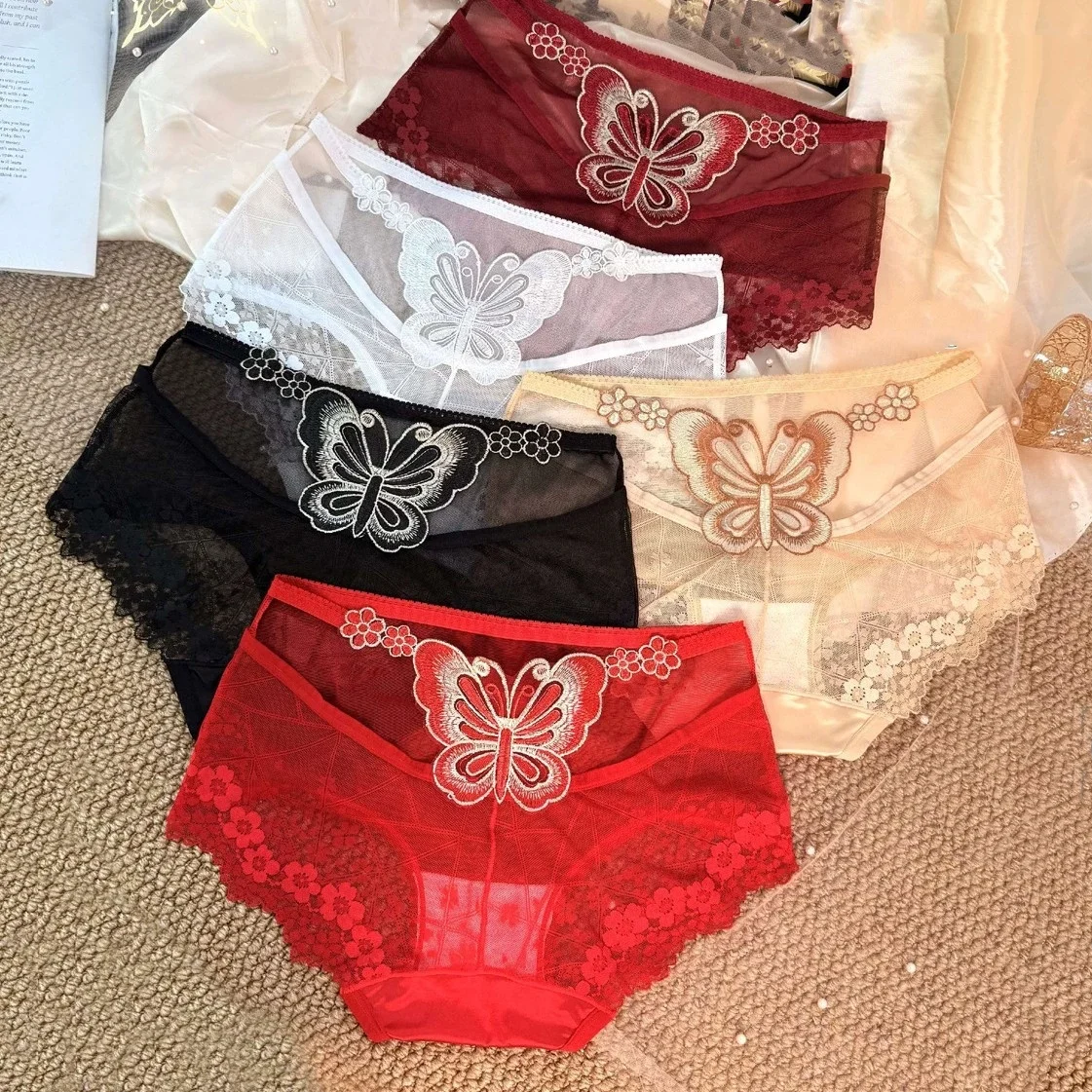 3PCS/Lot Women Underwears Lace openwork butterfly pattern Mid Waisted  Sexy Panties Sets Lady's Underpants