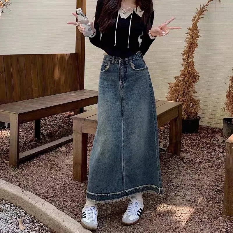 High-waisted Denim Skirt for Girls in Autumn and Winter, Loose Fit, Covers the Hips Slimming Versatile Pear-shaped Body Mid-leng