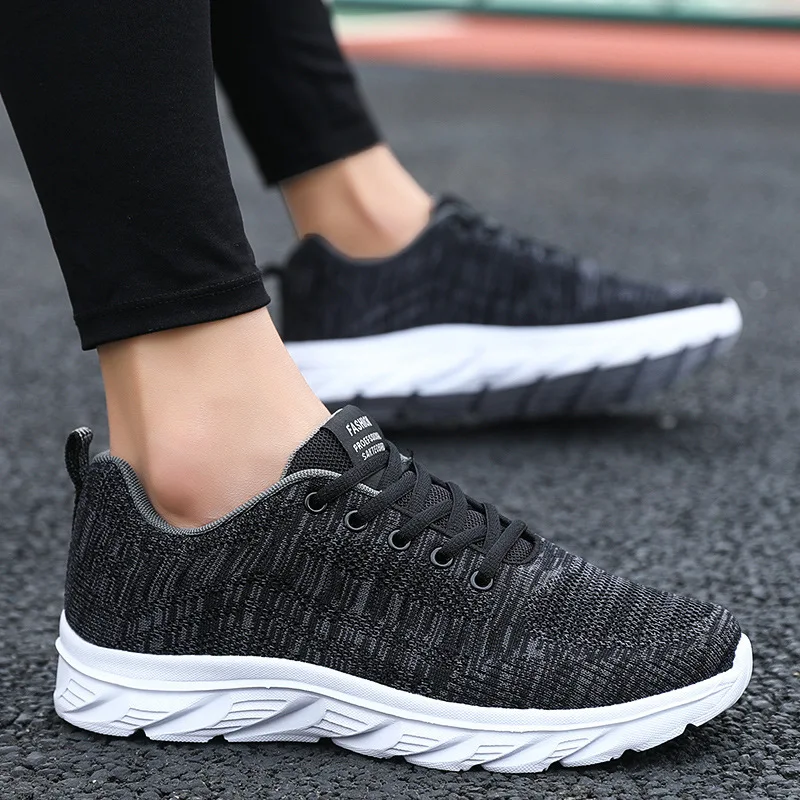 

New Summer Soft Soled Running Shoes Men Mesh Breathable Casual Shoes Comfortable Fashionable Versatile Outdoor Exercise Shoes