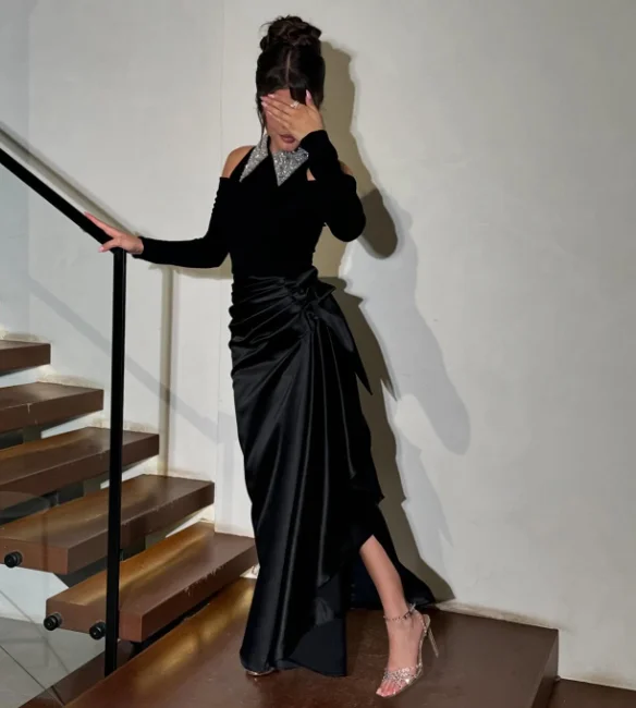 Vestido elegante de tres cuartos con cuentas negras y cuello alto personalizado de alta calidad para mujer para fiesta de boda