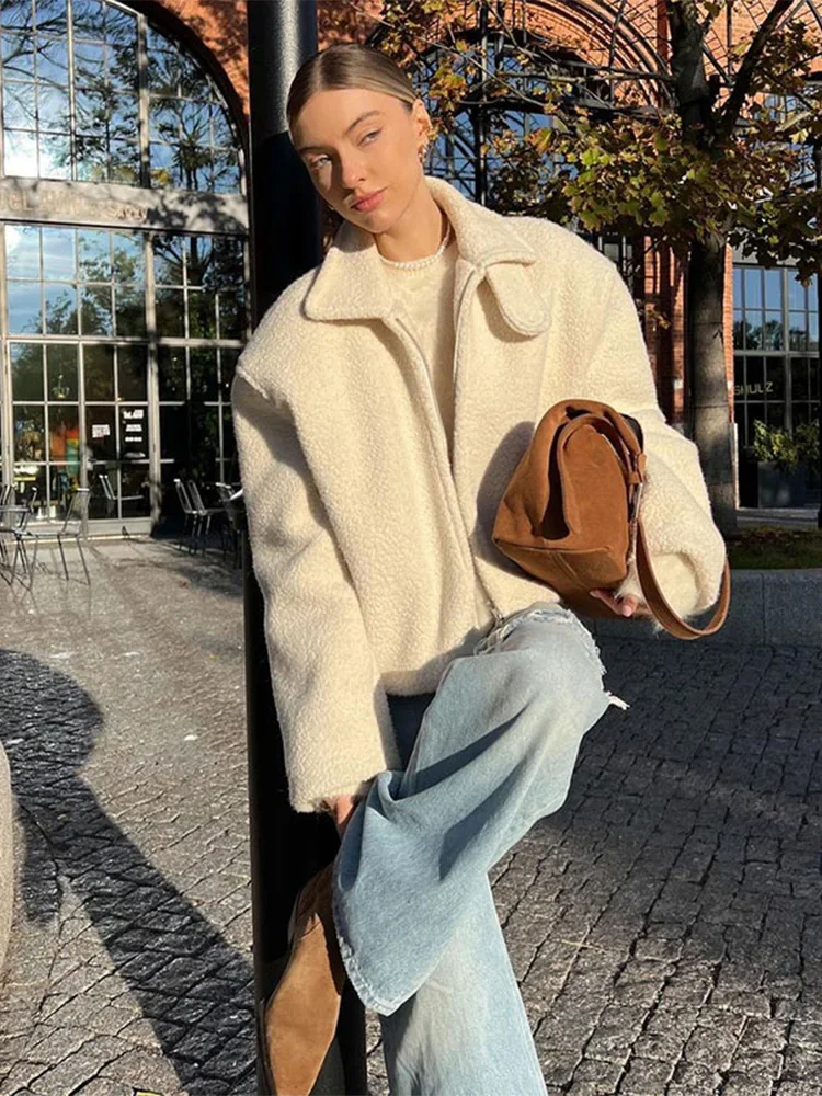 Fashion White Lamb Wool Short Jackets Women Chic Lapel Long Sleeve Zipper Cropped Coats 2024 Autumn Female Solid Street Outwear