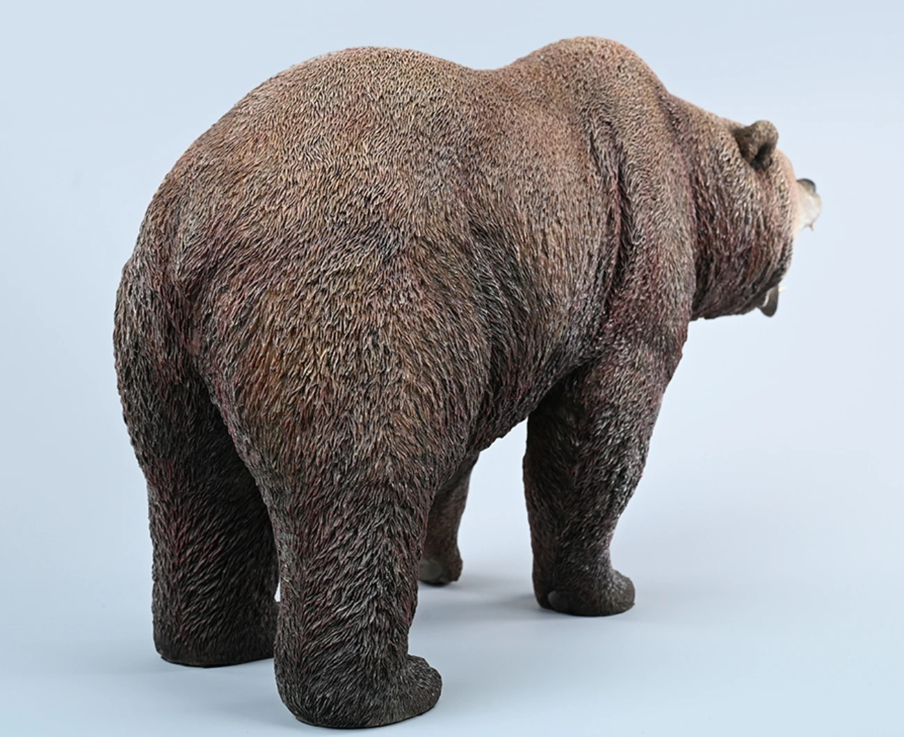 HiPlay JXK Brown Bear 2.0 Figurina esperte dipinta a mano