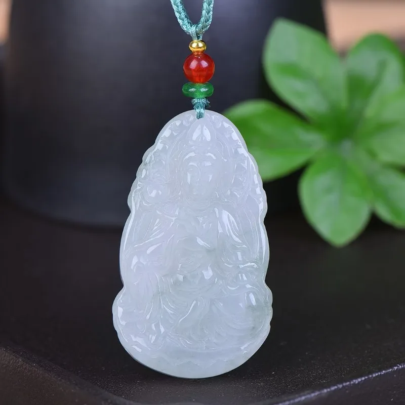 

Boutique Gold Silk Jade Guanyin Jade Pendant, The Same for Men and Women