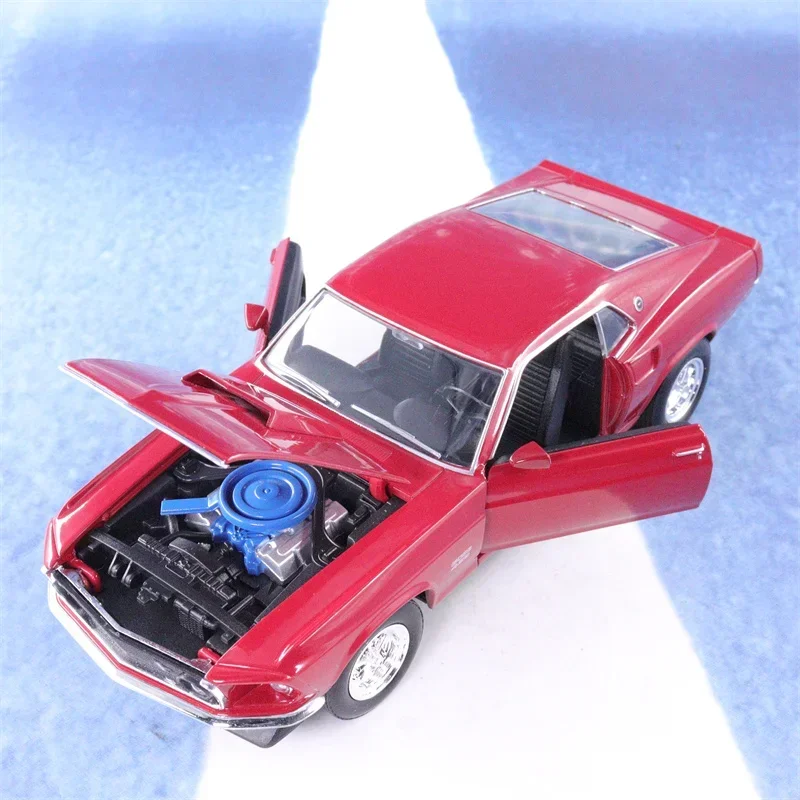 WELLY 1:24 1969 Ford Mustang Boss 429 High Simulation Diecast Car Metal Alloy Model Car Children\'s toys collection gifts B592