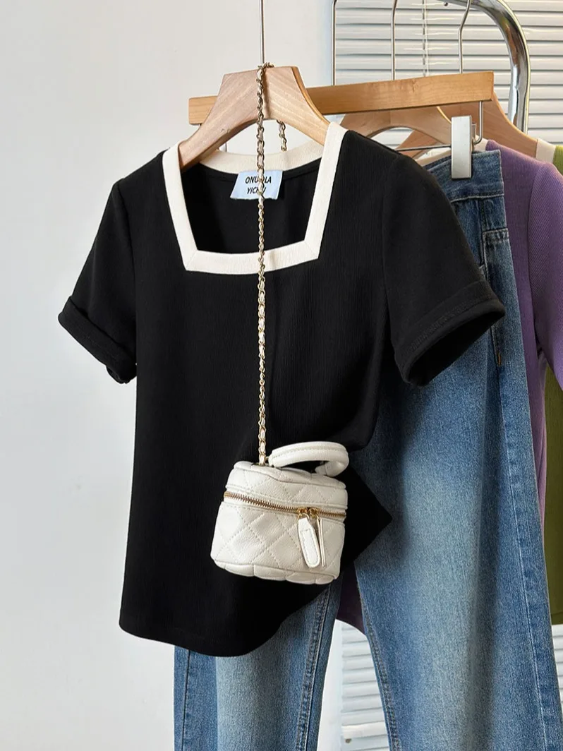 Top damski Plus Size prawdziwy strzał 2024 lato nowa gruba dziewczyna moda wszechstronna kontrastowa kolorowa kwadratowa T-shirt z krótkim rękawem z