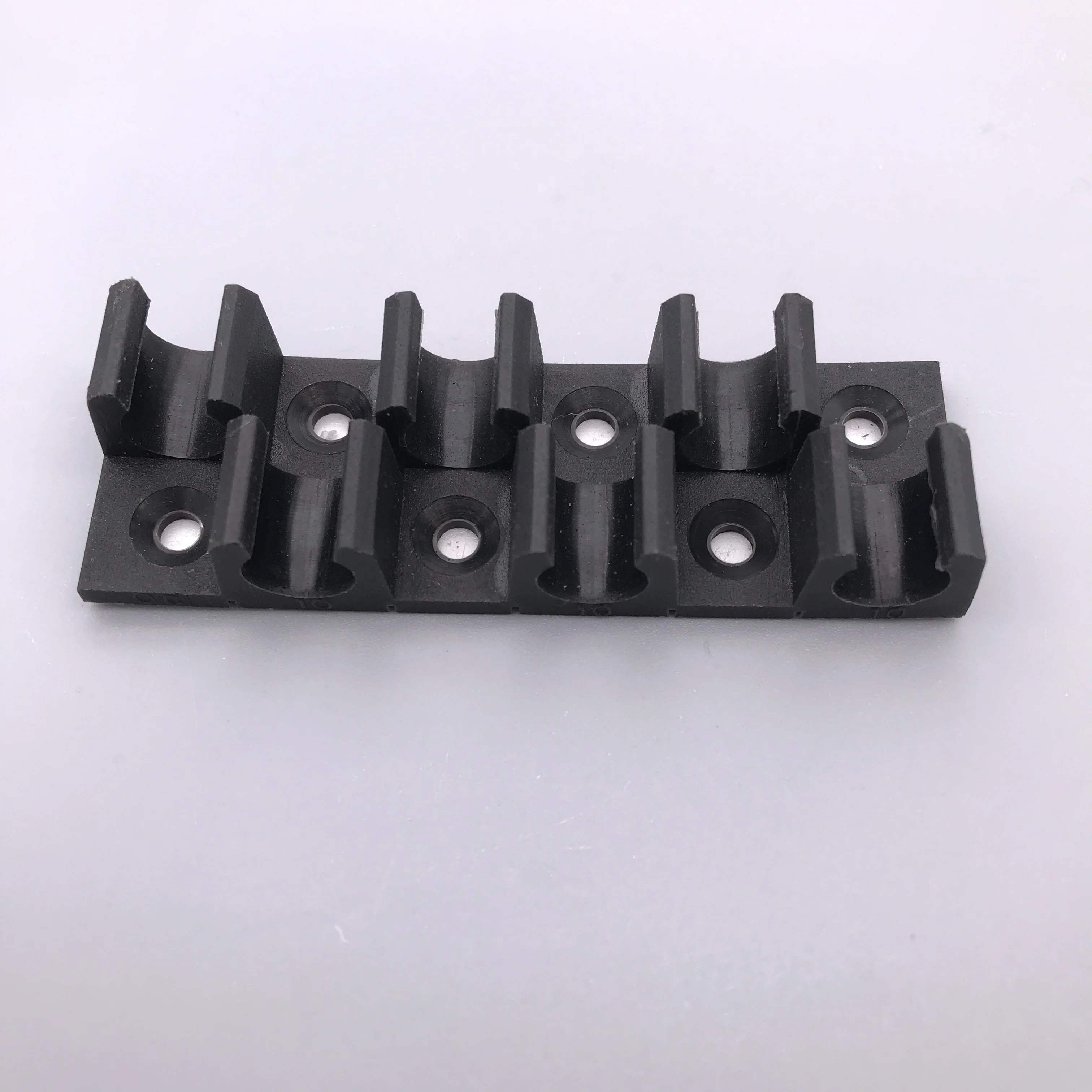 TM-10 Multi-tube Holder, Polypropylene, 6 Holders, 10 mm Tube OD   100PCS/box