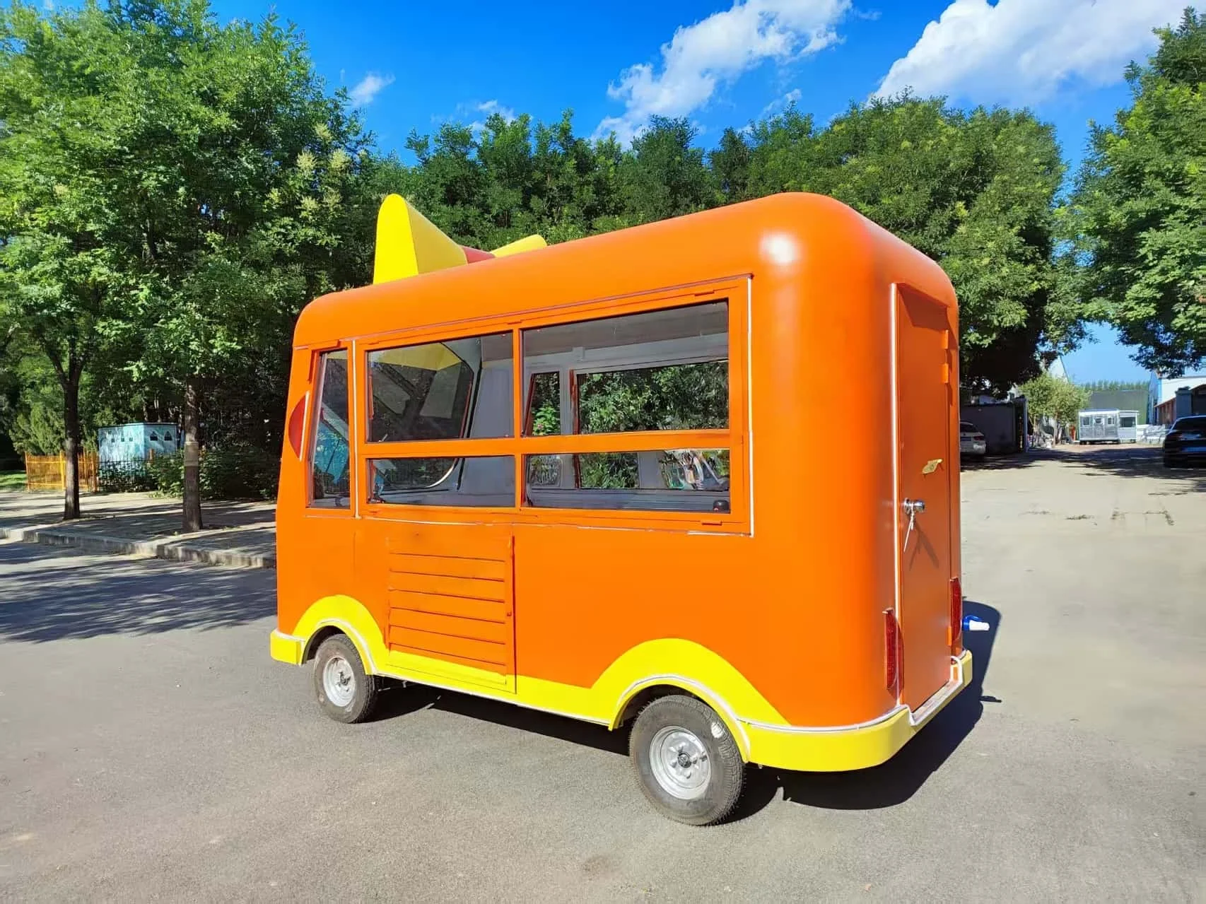 *for Customizable Commercial Motorized Stainless Steel Outdoor Fully Equipped Hot Dog Snack Food Mobile BBQ Food Trailer
