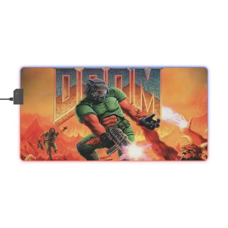 لوحة ماوس الألعاب DOOM: حصيرة مكتب LED RGB، هدية للاعبين #5