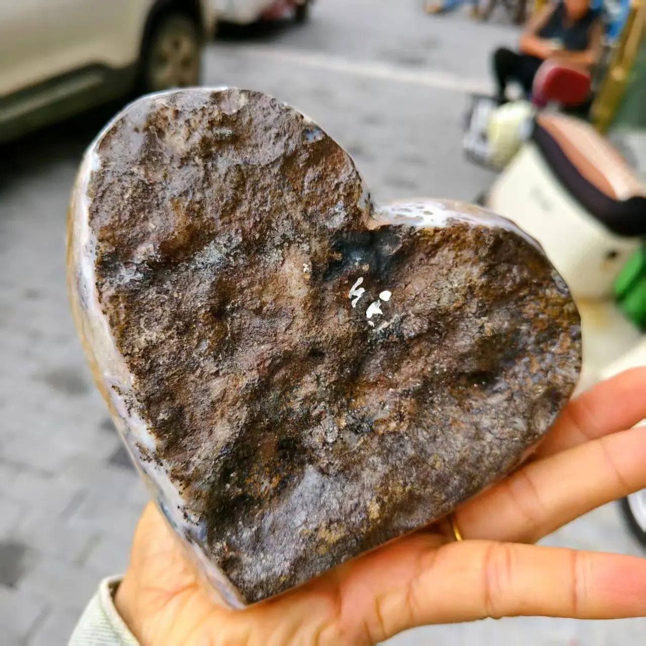 Natural Citrine Cluster, Heart, Yellow Quartz Crystal Cluster, Original Stone Polished Heart, Mineral Healing
