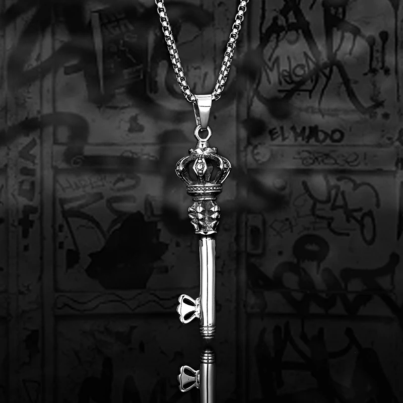 Man Personality Crown Key Pendant Necklace Woman\'s Stainless Steel Long Chain European American Retro casting Sweater Chain Gift