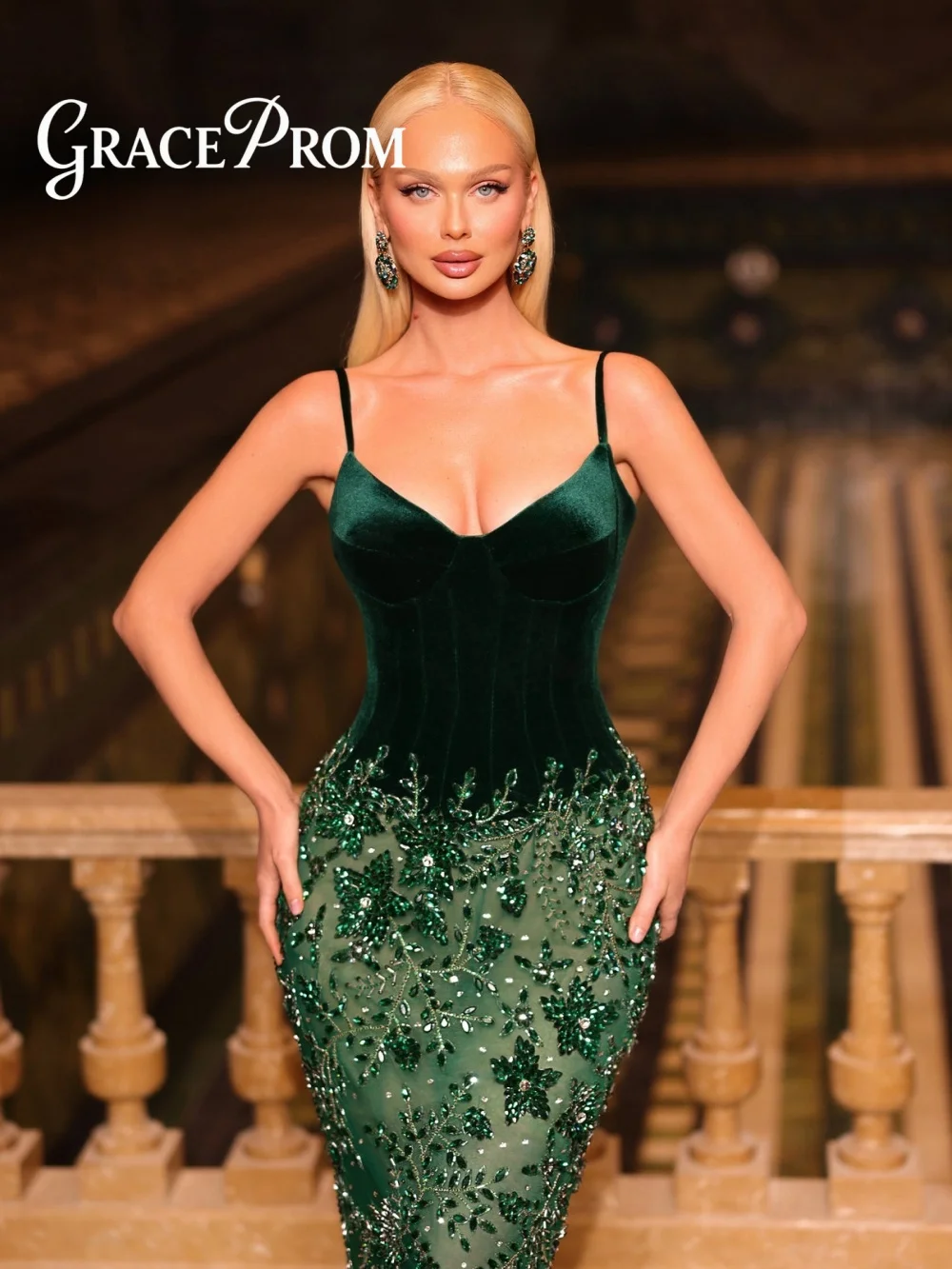 Elegante vestido de noche con tirantes finos 2026 lujoso vestido de alfombra verde esmeralda solemena una línea hasta el suelo vestido de fiesta فسات