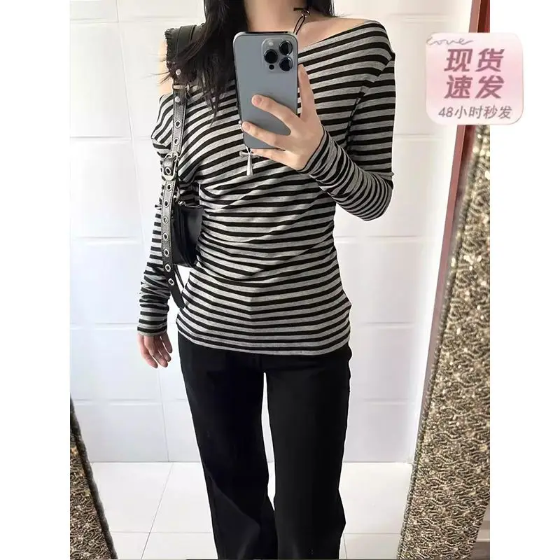 

Long Sleeve Striped Off Shoulder Trend Tops Spring New Slim Simplicity All-match Korean T Shirts Casual Fashion Women Clothing