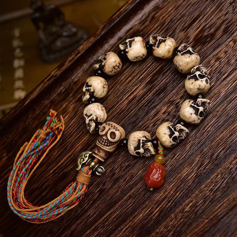 Backflow Carved Corpse Tuolin Single-Wrap Tibetan Men's and Women's Camel Bone Skull Crafts Bracelet