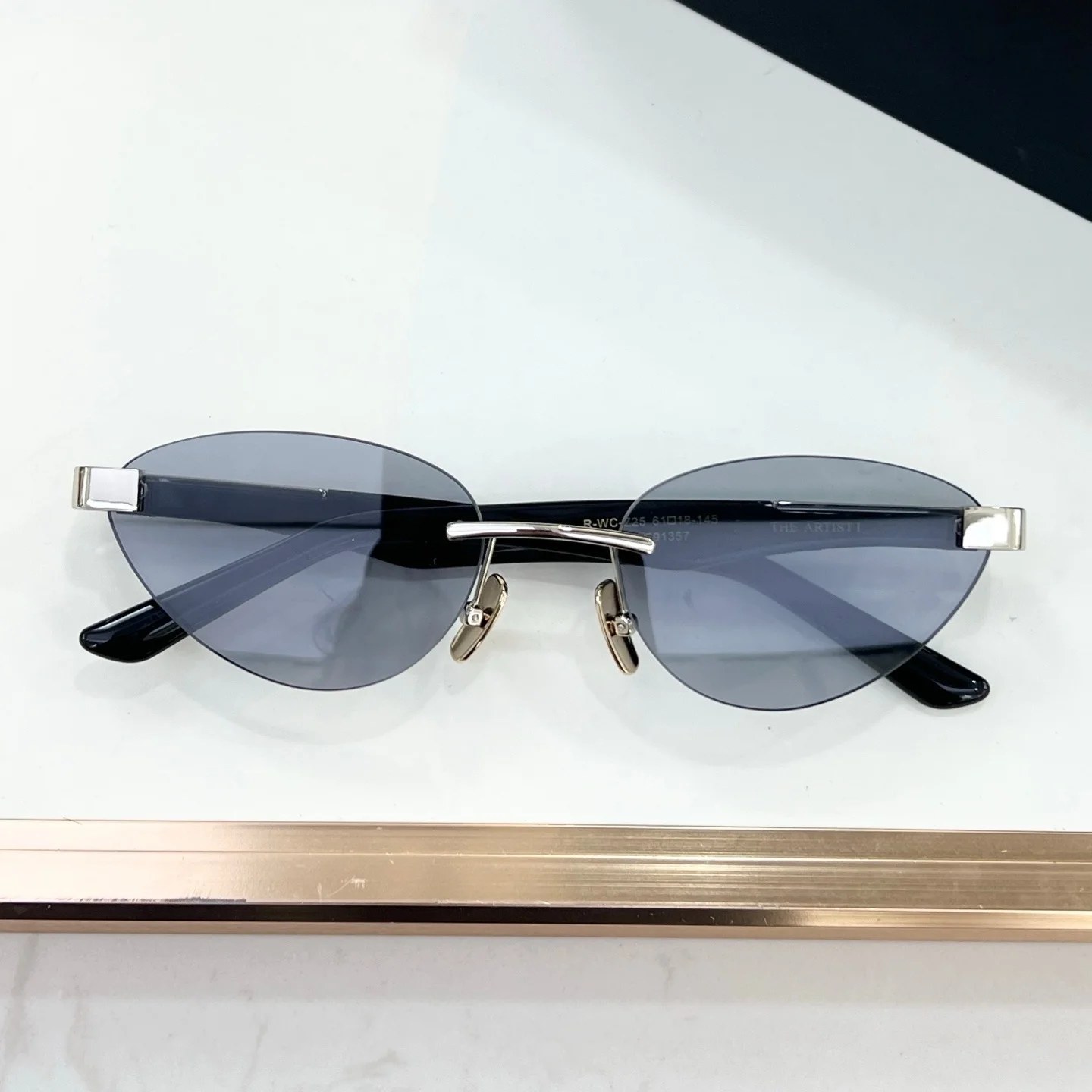 THE ARTIST SUN Men Women Sunglasses,Trendy Y2K Rimless Shades,UV400 Light Grey Lens,Stand Out On Any Occasion,Grab Compliments