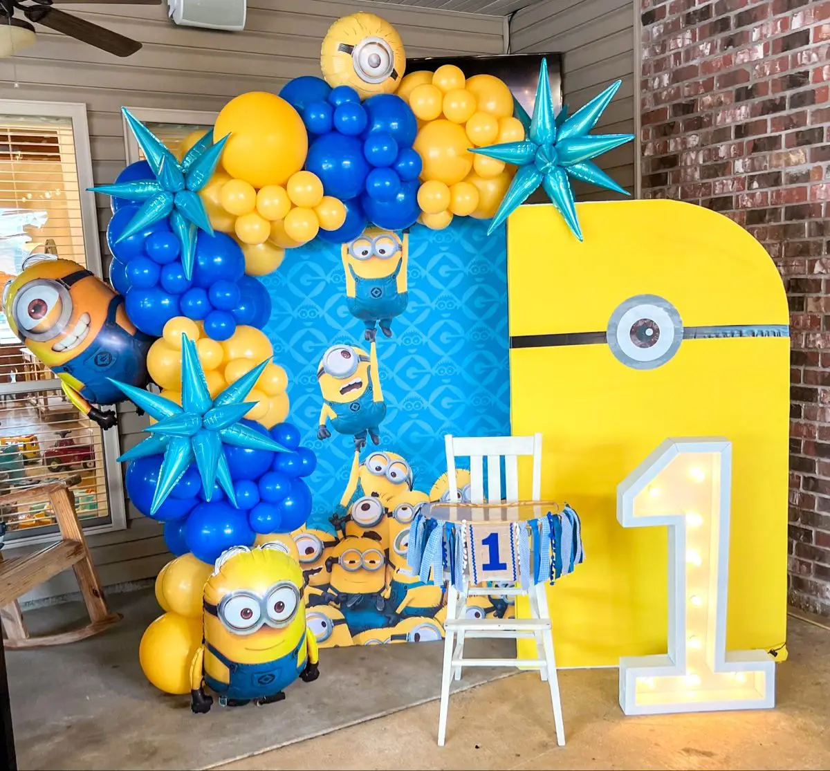 Kit d'arc de ballons de fête sur le thème des Minions, 94 pièces, toile de fond d'anniversaire, boule en Latex jaune et bleu pour décoration de fête d'anniversaire pour enfants