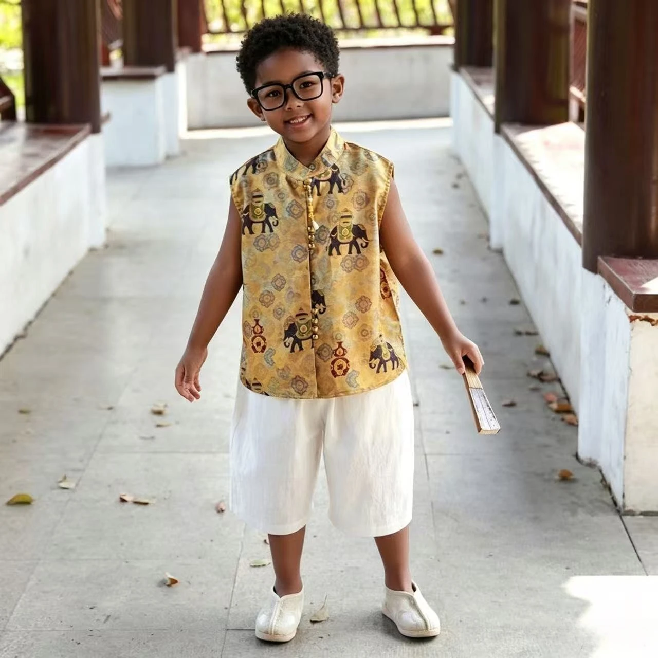 Nuevo Conjunto de 2 Piezas Estilo Chino para Niños, Chaleco sin Mangas con Estampado de Elefantes y Pantalones Cortos de Lino, Traje Tradicional de Verano para Niños Pequeños