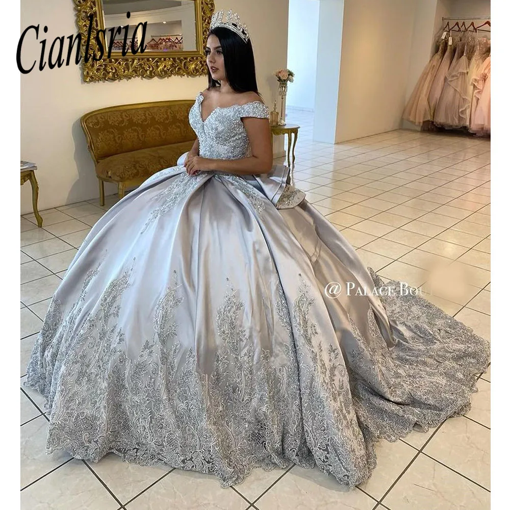 Tinh Thể Bạc Chiếu Trúc Hạt Quinceanera Đầm Bầu Lệch Vai Appliques Ren Áo Đầm Vestido De 15 Anos