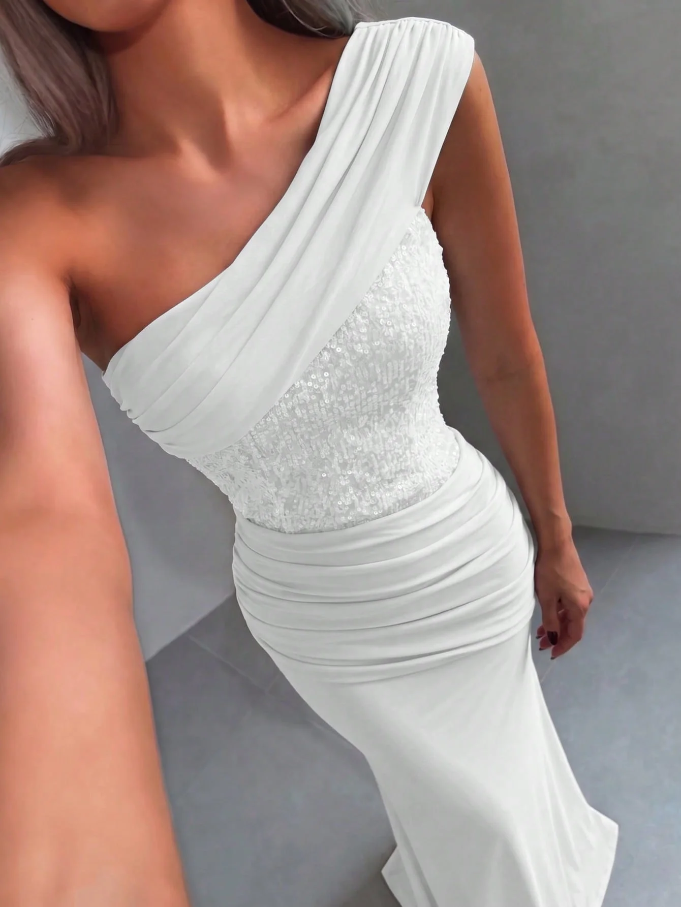Schulterfreies Maxikleid Damen Mode Luxus Kristallverziertes Langes Abendkleid Rückenfreies Gerafftes Weißes Mesh-Oberteil Elegant