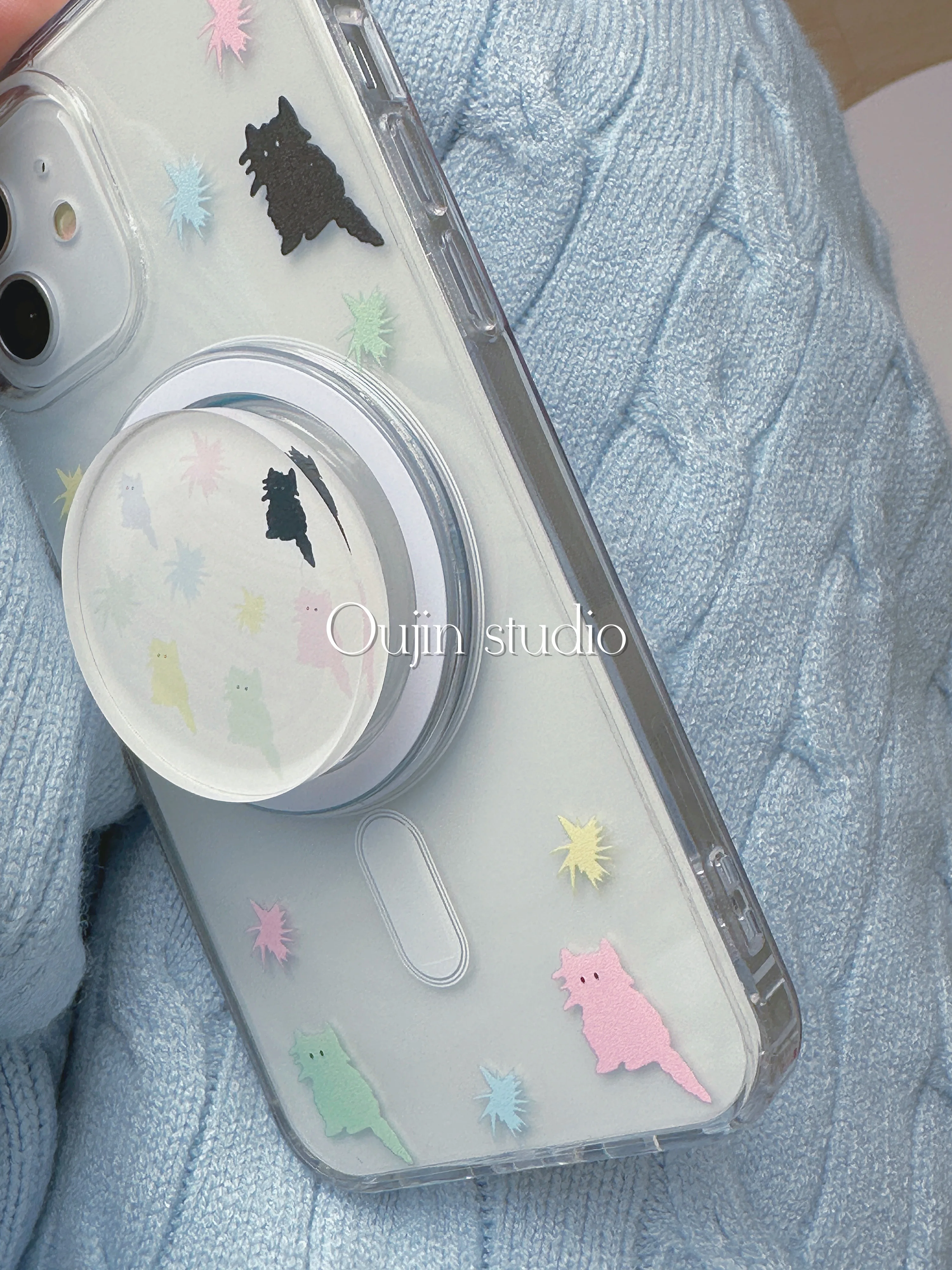 Korea Korea ins Niche Cute Colorful Cat Magnetic Bracket Suitable for 15pro/13/14promax/12/11/x Simple Wireless Magnetic Protect