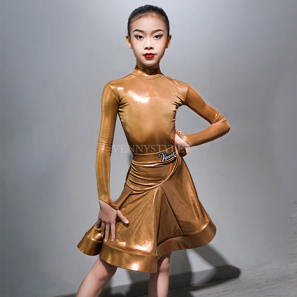 فستان رقص لاتيني ستايل للنساء، زي مسابقة قاعة الرقص، قماش ذهبي لامع، ملابس رقص قياسية احترافية برقبة عالية
