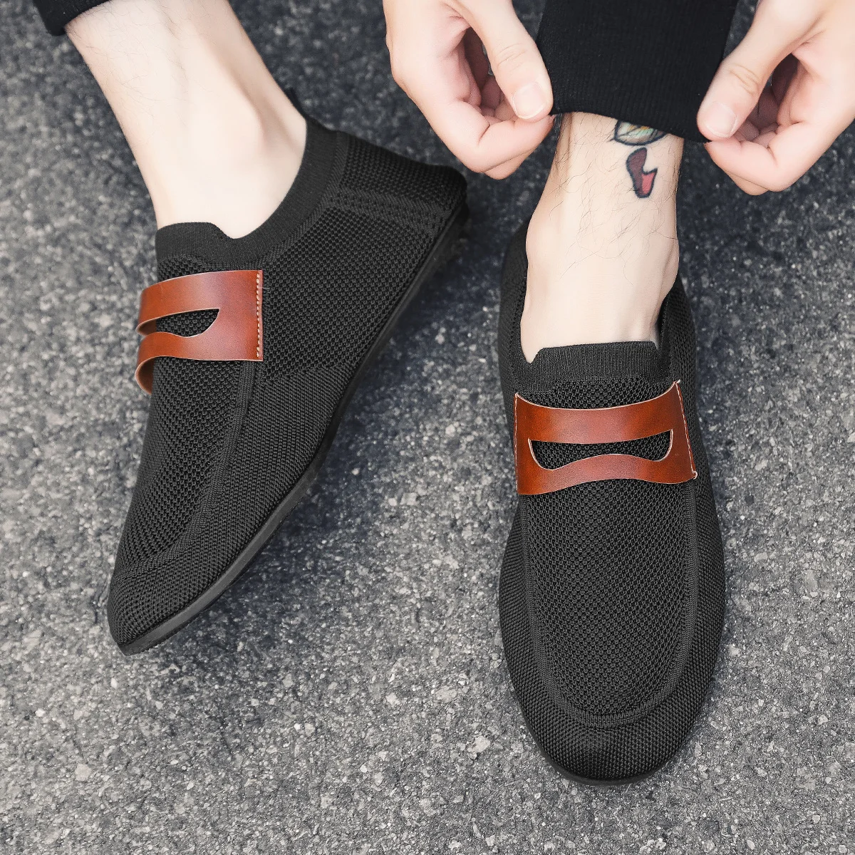 Spring and Summer Men's Loafers One-Piece Lazy Sneakers for Comfort and Convenience