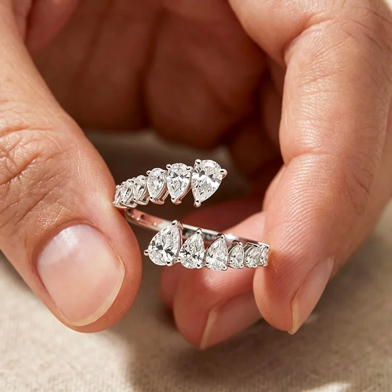 Premium 1,6 Karat Birnenförmiger Labor-Diamantring für Damen DEF VS-VVS Reinheit Massives Platin 950 Offener Ring – Detail 5