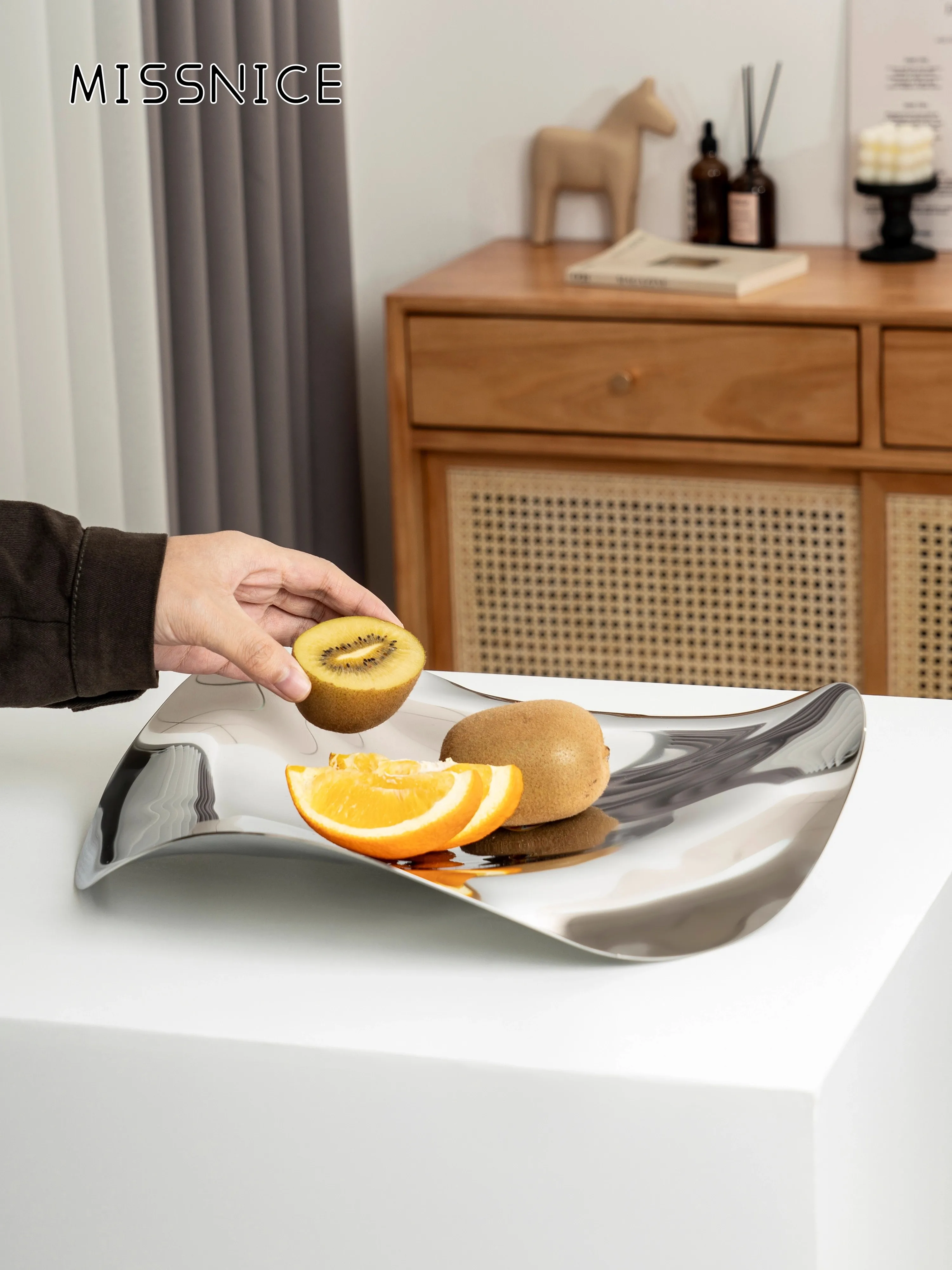 

Изысканное художественное творчество, тарелка с фруктами из нержавеющей стали, современный свет, роскошное украшение для ресторана, поддон Dim Sum