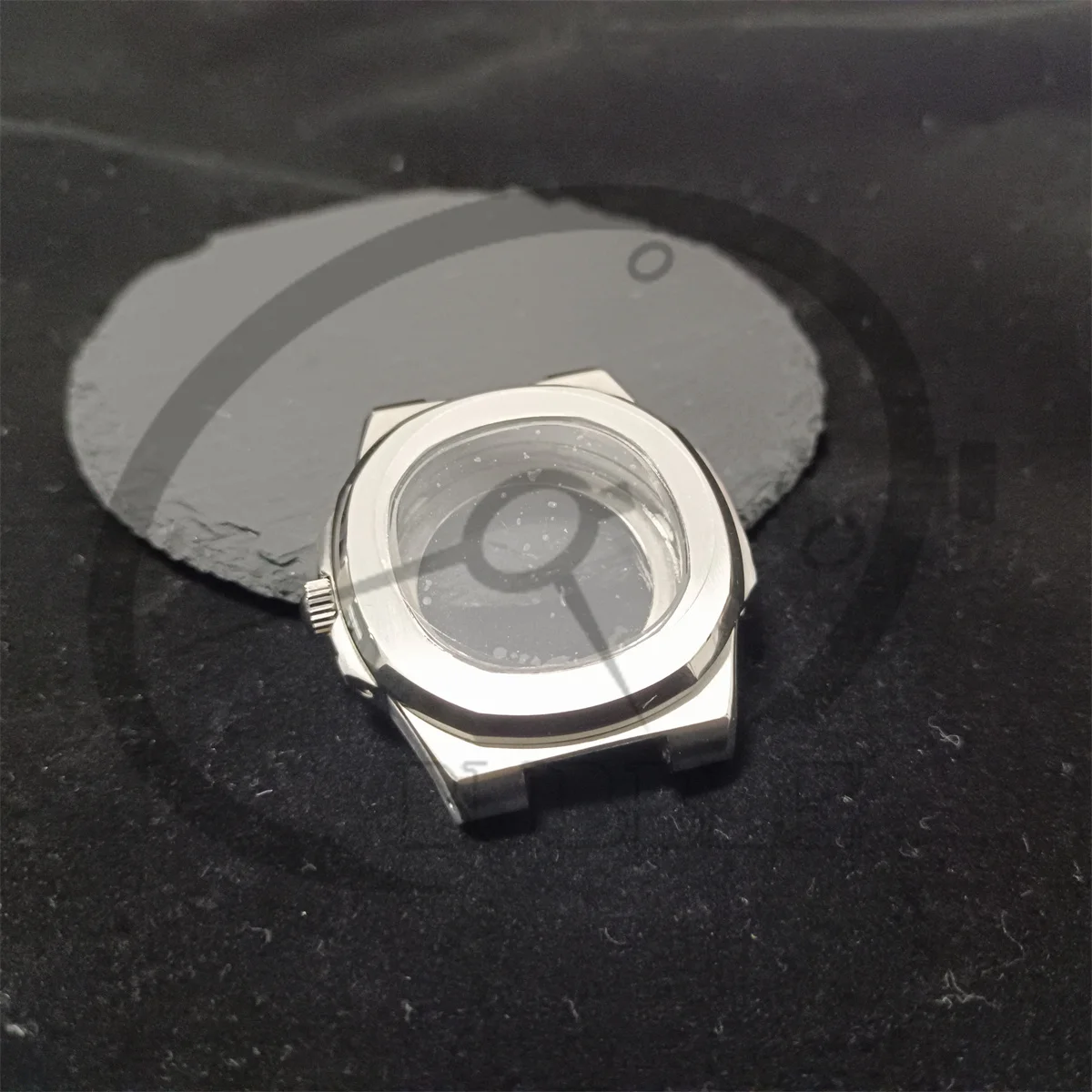 Silver 41mm Stainless Steel Sapphire Glass Watch Case Fit For Japan NH35/364R Automatic Machine Core Installation