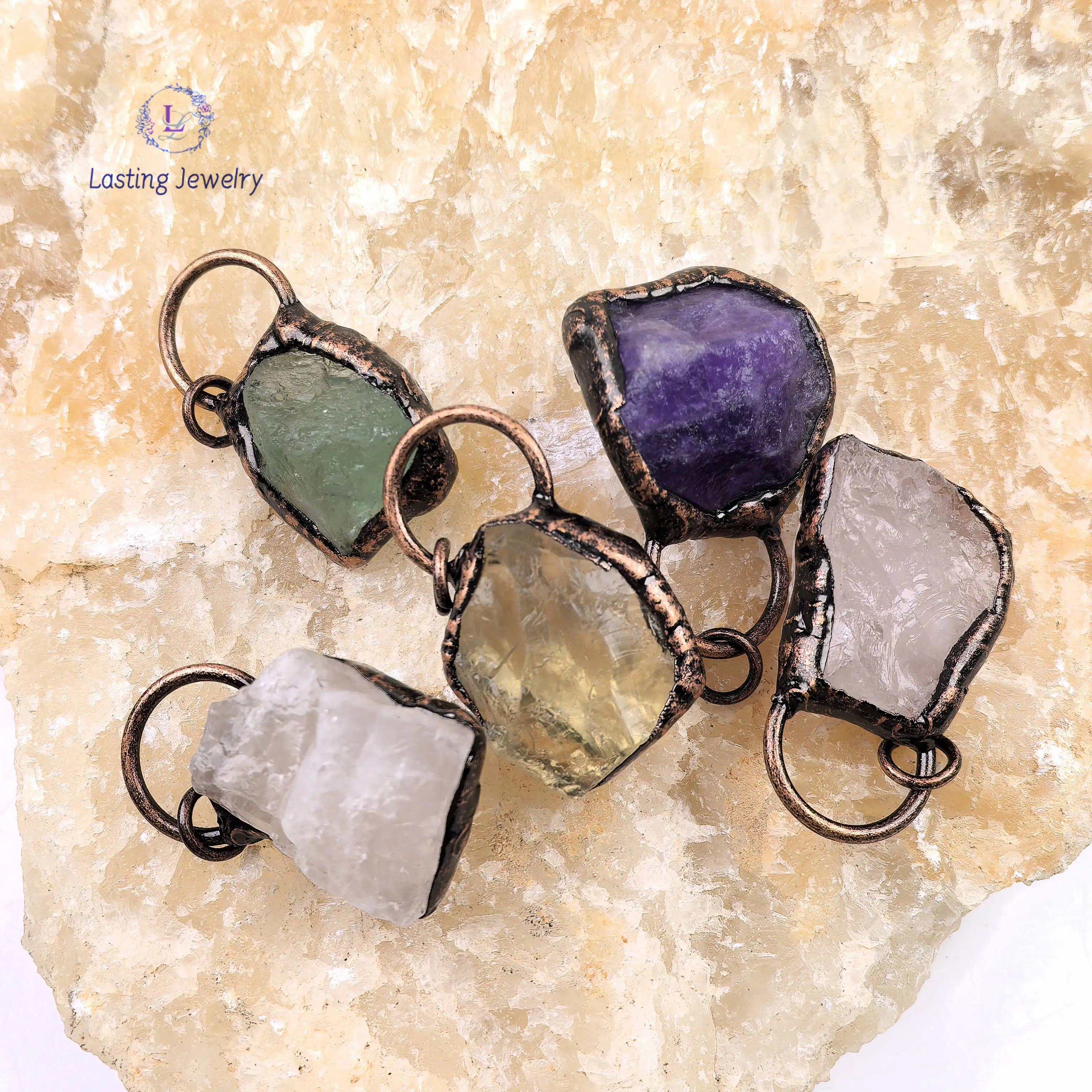 ملحوم البرونزية الخام الكتلة الكوارتز المعلقات ، الريكي كريستال العتيقة النحاس جمشت بلاطة شريحة البندول عقد بطرا عتيق مجوهرات