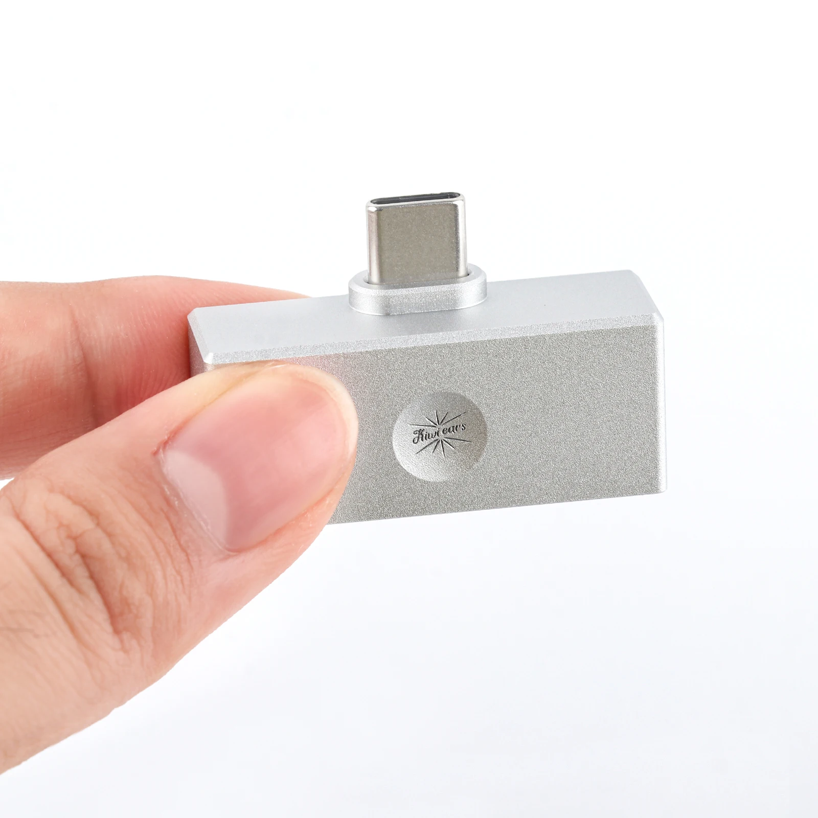 Kiwi Ears Allegro Mini Przenośny High-Fidelity IEM DAC USB C z wyjściem 3.5/4.4mm, lekki i łatwy do przenoszenia. — zdjęcie produktu 5