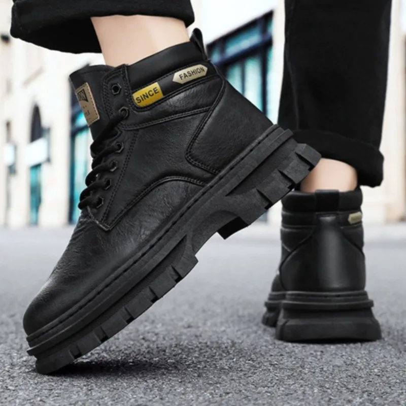 Men's High Top Boots Outdoor Ankle Boots for Men Lace-Up Comfortable Men Leather Boot Fashion British Tooling Boots Botas Hombre