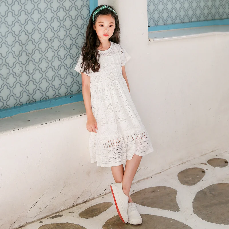 

Girls' Summer Short-Sleeve Hollow Lace Princess Dress2026New sweet white dress for girls430g