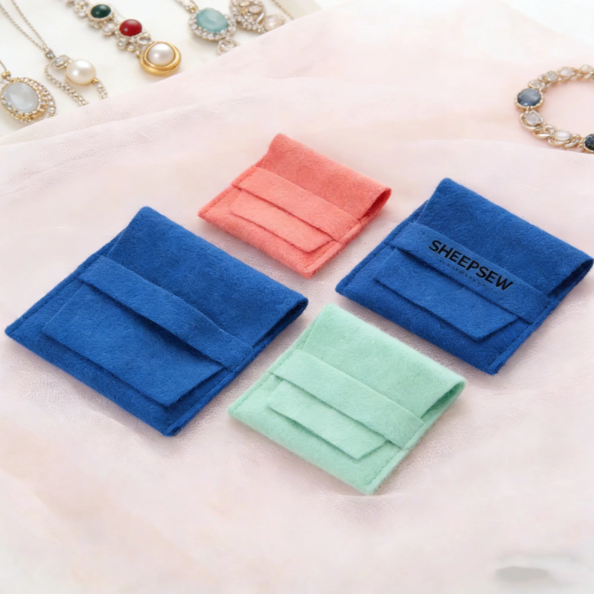 

50pcs SHEEPSEW Custom ultra-fine fiber jewelry bag velvet jewelry packaging bag high-end jewelry container personalized flip env