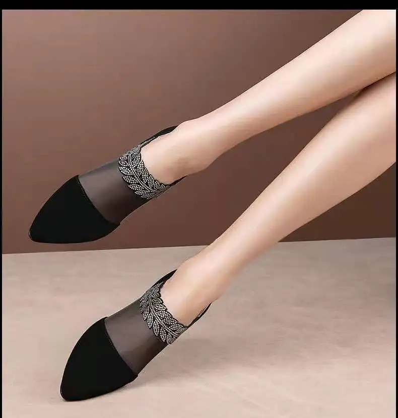 2024 New Summer Pointed Toe Elegant Women Dress Shoes Black Lace Rhinestone Slip-on Mesh Sandals Medium Heel Zipper Ladies Pumps