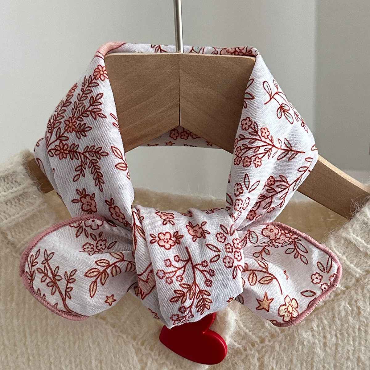 زوج من وشاح نسائي بنمط الثعلب الزهري، عصابة رأس ناعمة وخفيفة الوزن ومتعددة الوظائف للرقبة، إكسسوارات أزياء الربيع والخريف، تصميم مخطط ذو ملمس نباتي لامع