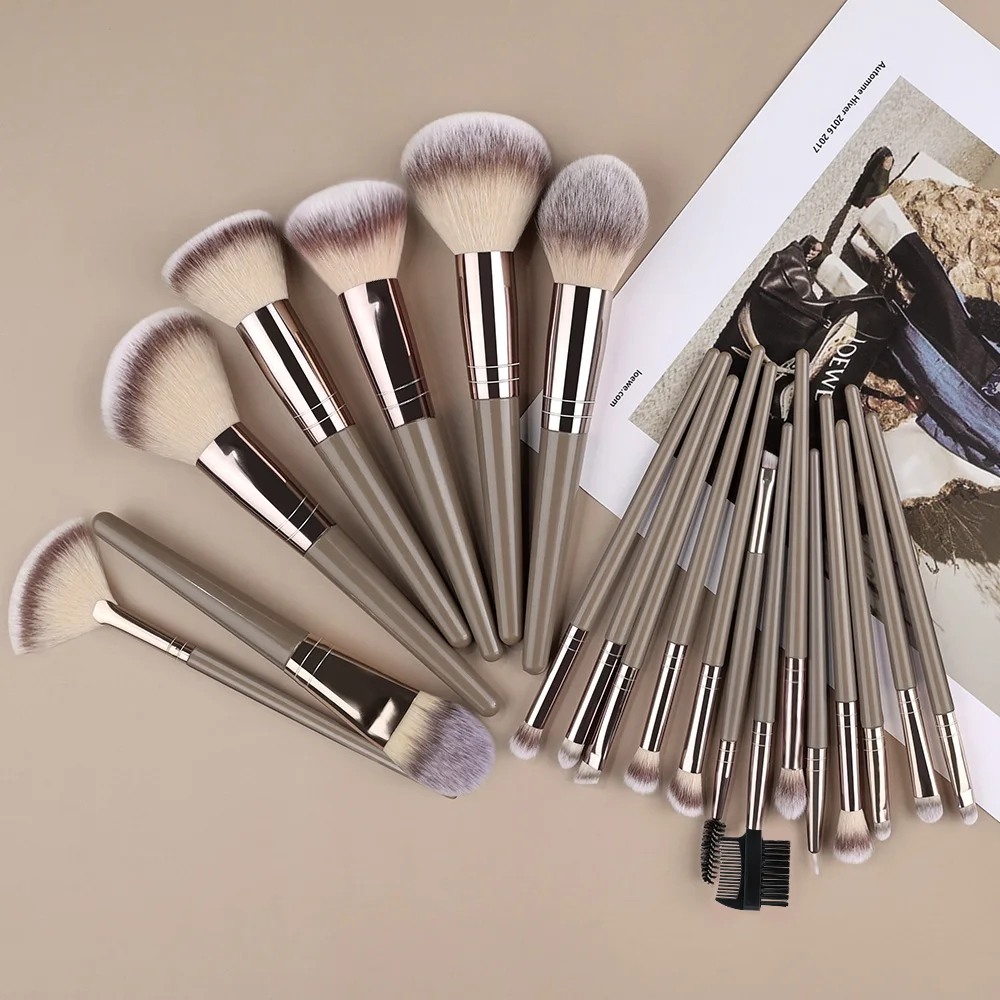 Hot Champagne Makeup Brushes Set 3-20Pcs Cosmetic Foundation Powder Highlight Blush Face Eyes Make Up Brush Women Beauty Tools