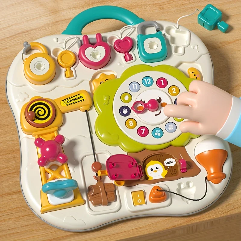 سجادة أنشطة تعليمية مبكرة للأطفال الصغار، لوحة مشغولة مع تعلم السبب والتأثيرات، تطوير المهارات الحركية الدقيقة للأعمار من 0 إلى 3 سنوات