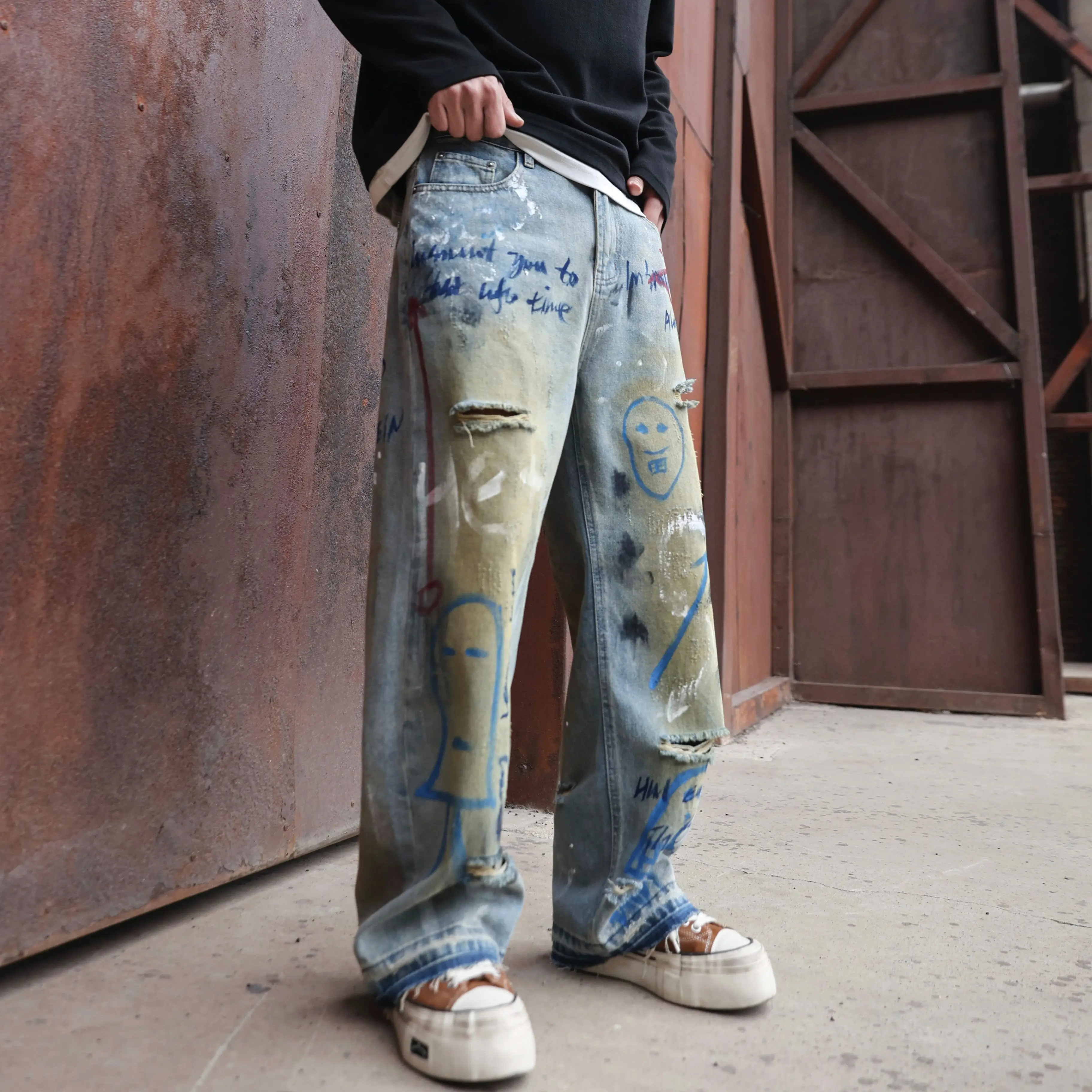 

Top Quality Hand Drawn Retro Blue Jeans Men Ripped Holes Damage Washed Frayed Denim Pants