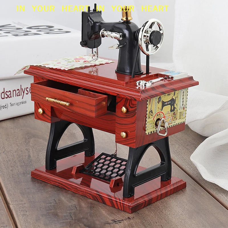 【X】Sewing Machine Music Box Retro Sewing Clockwork Home Crafts Decoration Gift