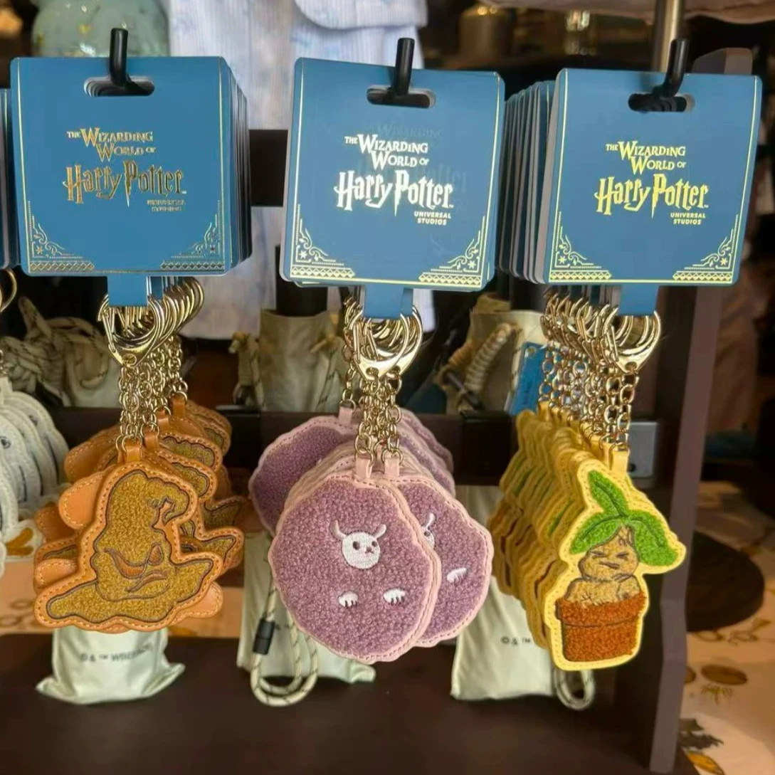 Anime Magic Boy Schlüsselanhänger Cartoon Mandragora Puffskeins Stoffanhänger Fan-Kollektion Geburtstagsgeschenk