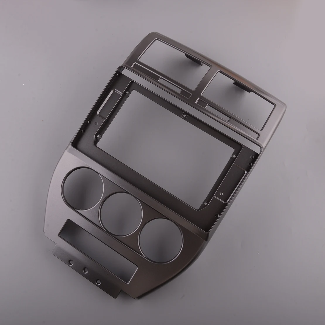 

Передняя внутренняя стереосистема автомобиля, лицевая панель приборной панели, рамка из АБС-пластика, подходит для Jeep Compass Patriot 2007 2008