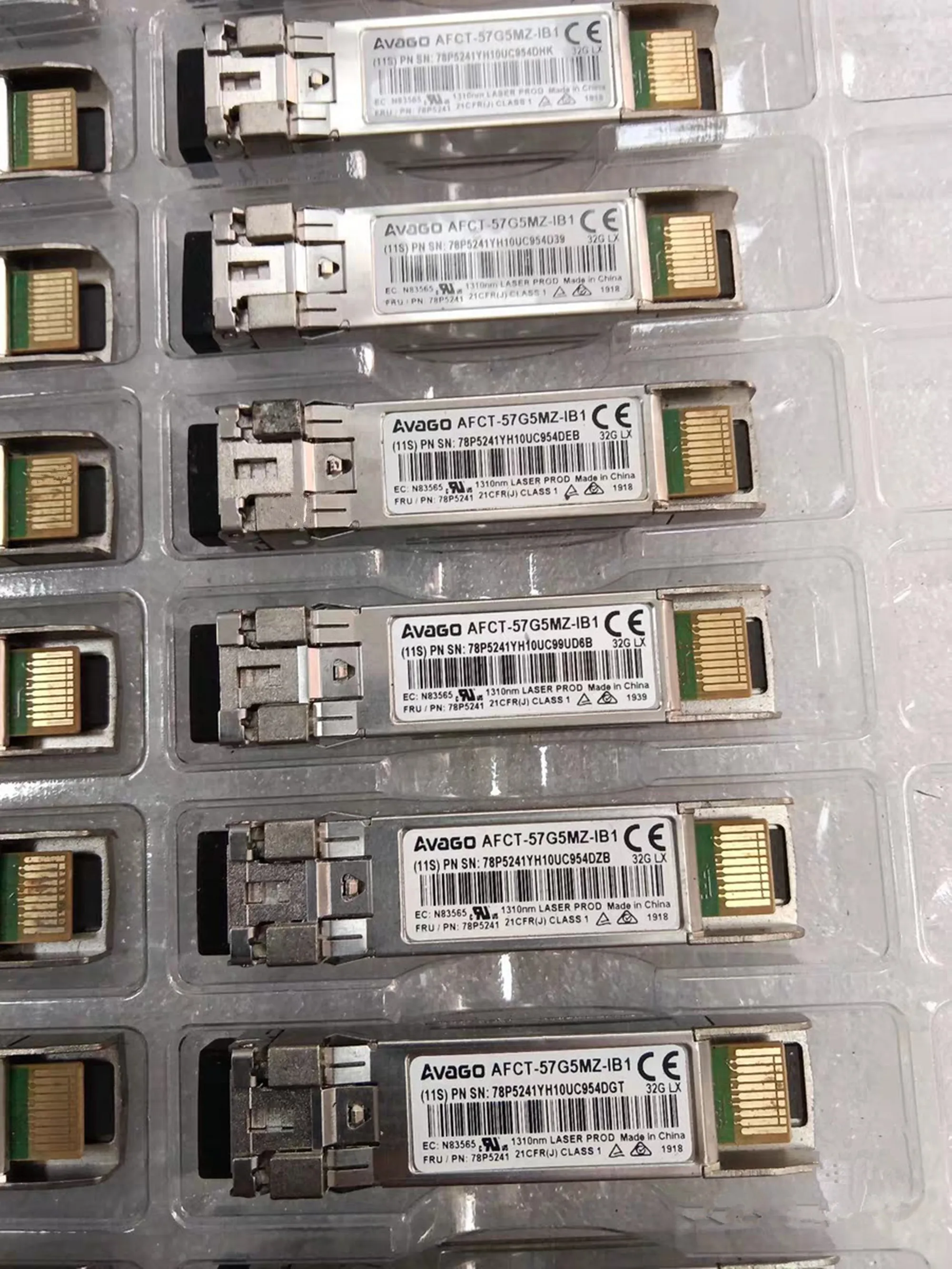 1PCS Original AVAGO SFP 32G SX Optical Fiber AFBR-57G5MZ-IB1 78P5240 N83565  850NM 32GB sfp Fiber Optical Module