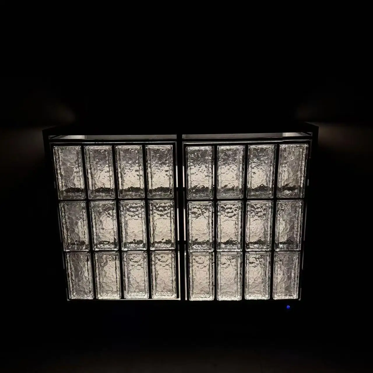 Italian minimalist high-end crystal glass brick dining side cabinet Home art antique style locker Villa storage cabinet