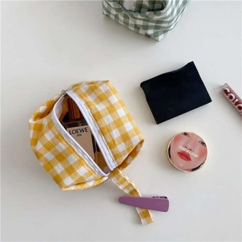 Girl Plaid Coin Bag Beauty Case Eyebrow powder Handbag Cosmetic Case Cosmetic Bag Makeup Organizer Makeup Bag