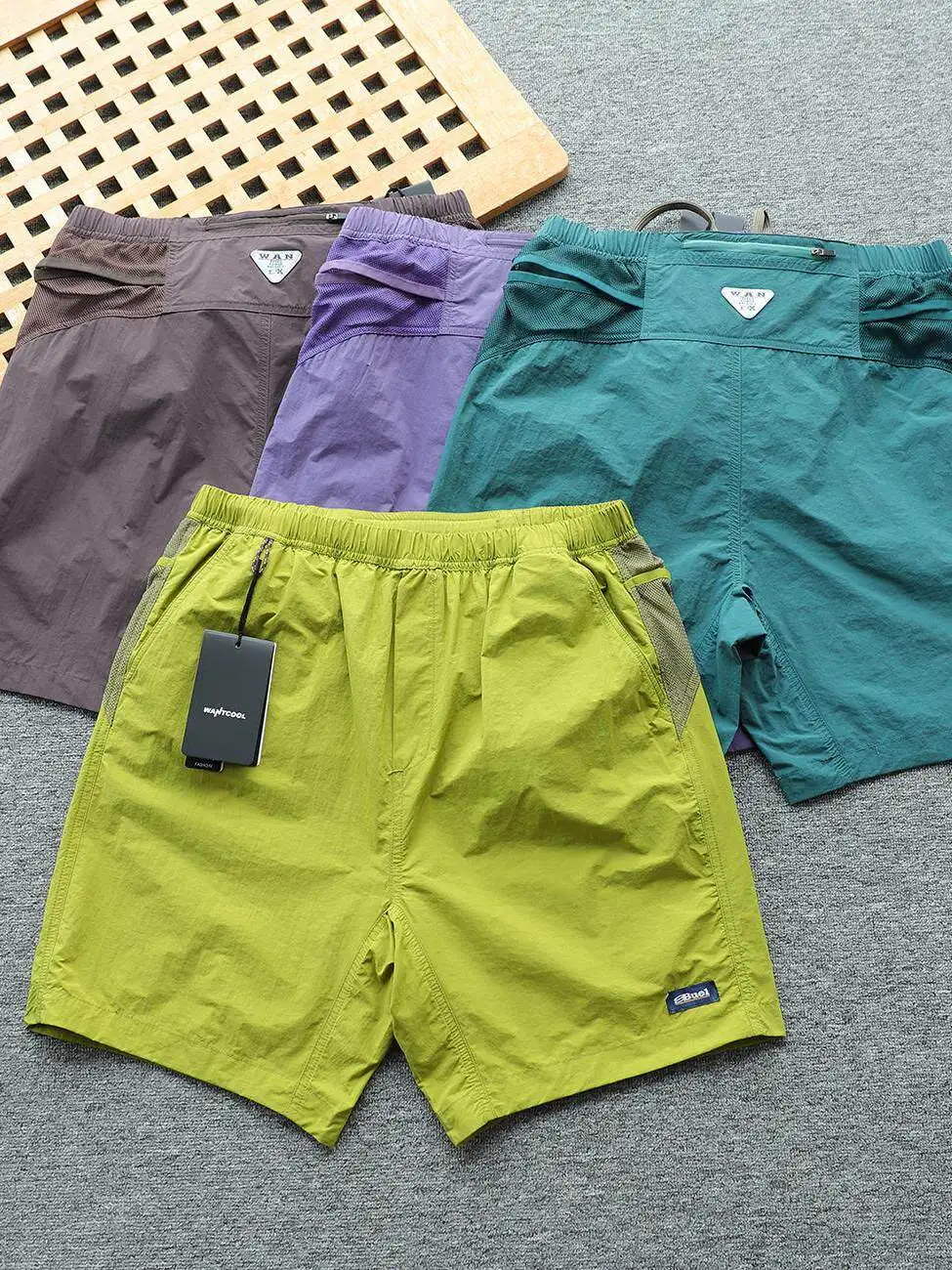 

Outdoor Men's And Women's Nylon Woven Quick Dry Multi-Pocket Casual Shorts Five-Quarter Length Breathable Comfortable