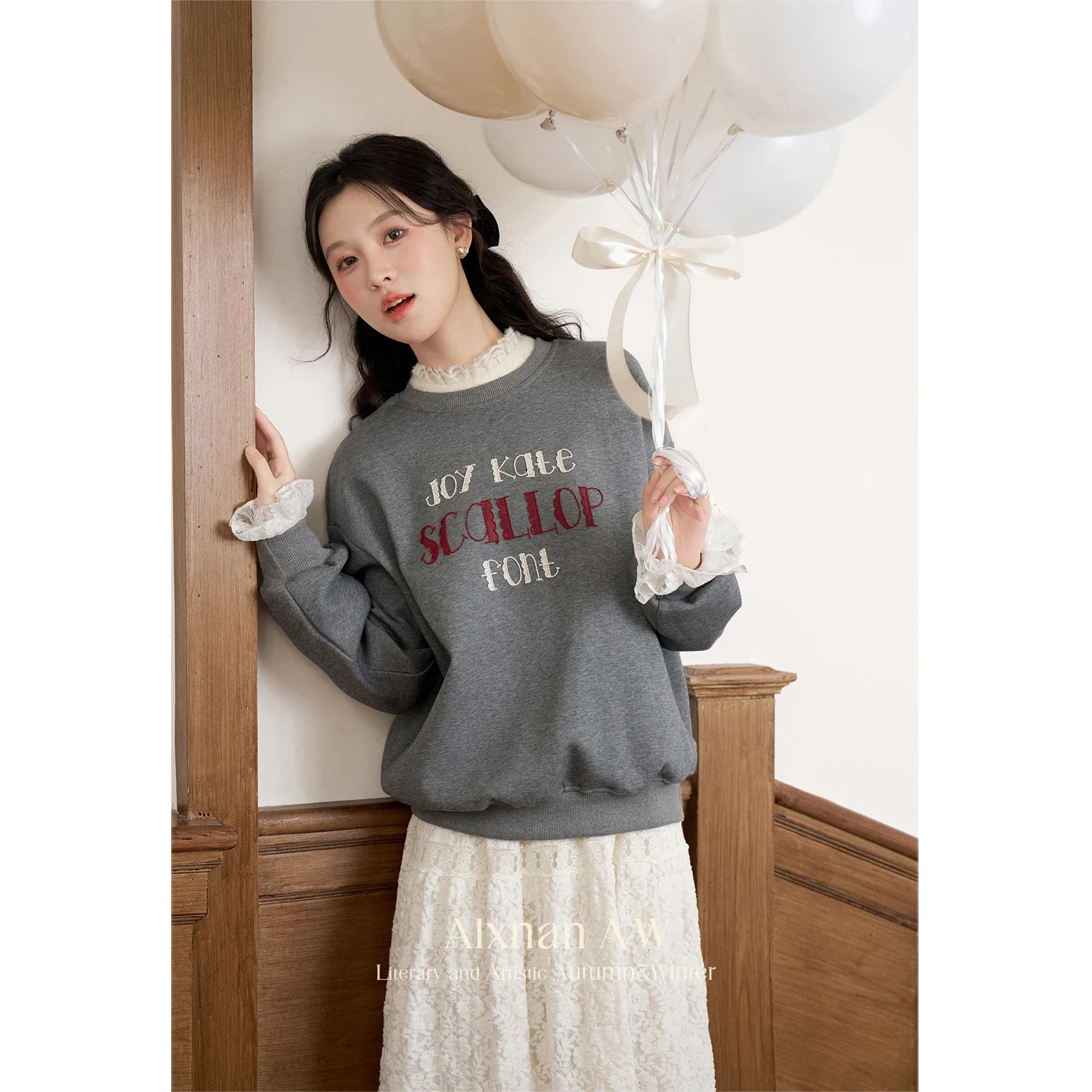 ALXNAN Women's Letter Printing Sweatshirt Classic O-neck Drop Sleeves Patchwork Lace Cuff 2024 Fall Winter Female Hoodies L52119