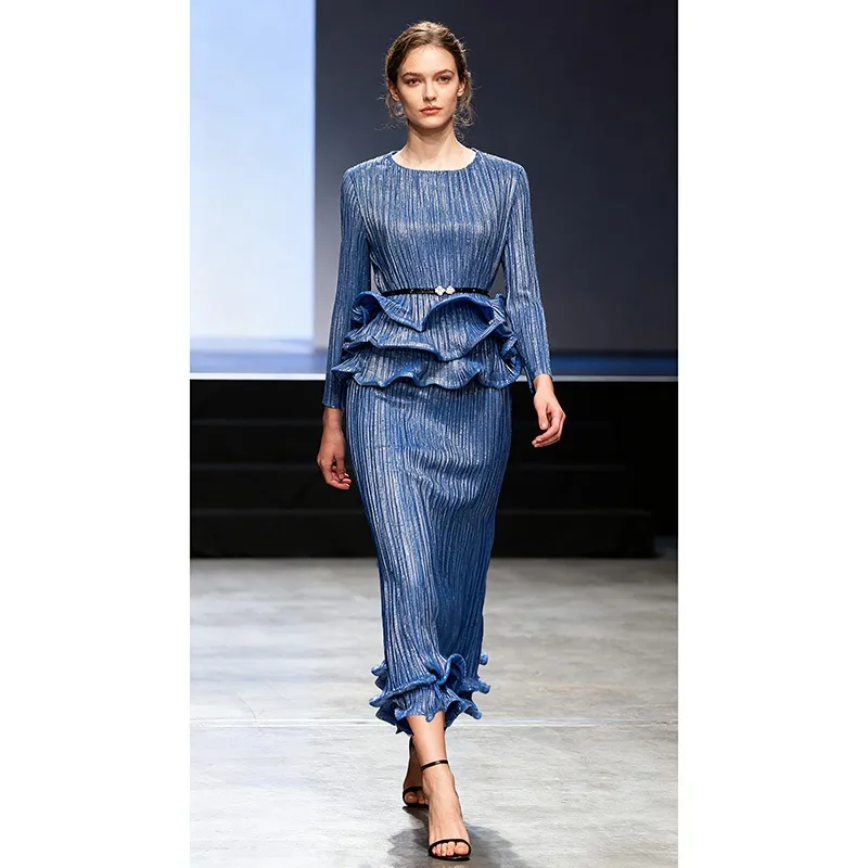 Set gonna a pieghe Miyake girocollo 2025 Nuovi pieghe Top e gonna alla moda Set da 2 pezzi Set premium dimagrante in vita definito da donna