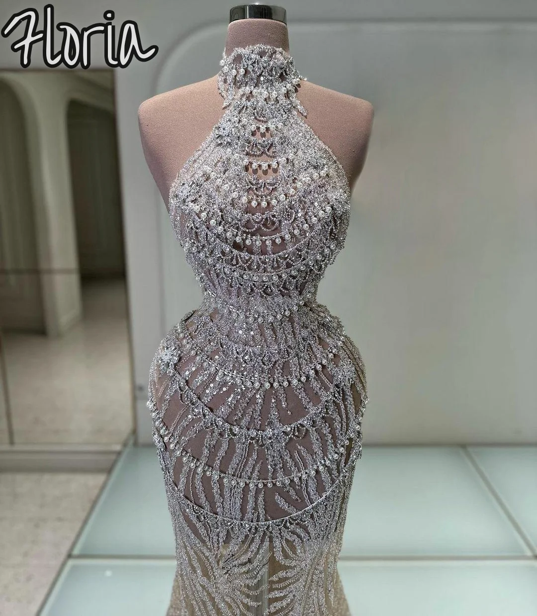 

Sexy Halter Neck Long Mermaind Formal Party Dress Gorgeous Dubai Beaded Pearls Crystals Evening Gowns Robes De Soirée