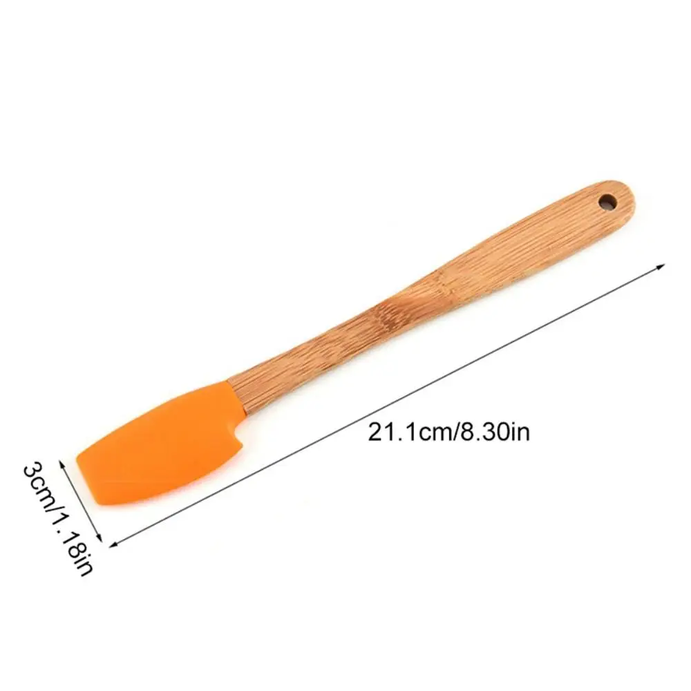 Cookie Heat Resistant Wooden Handle Non-stick Kicthen Utensils Silicone Brush Baking Tools Spatula Cake Scraper
